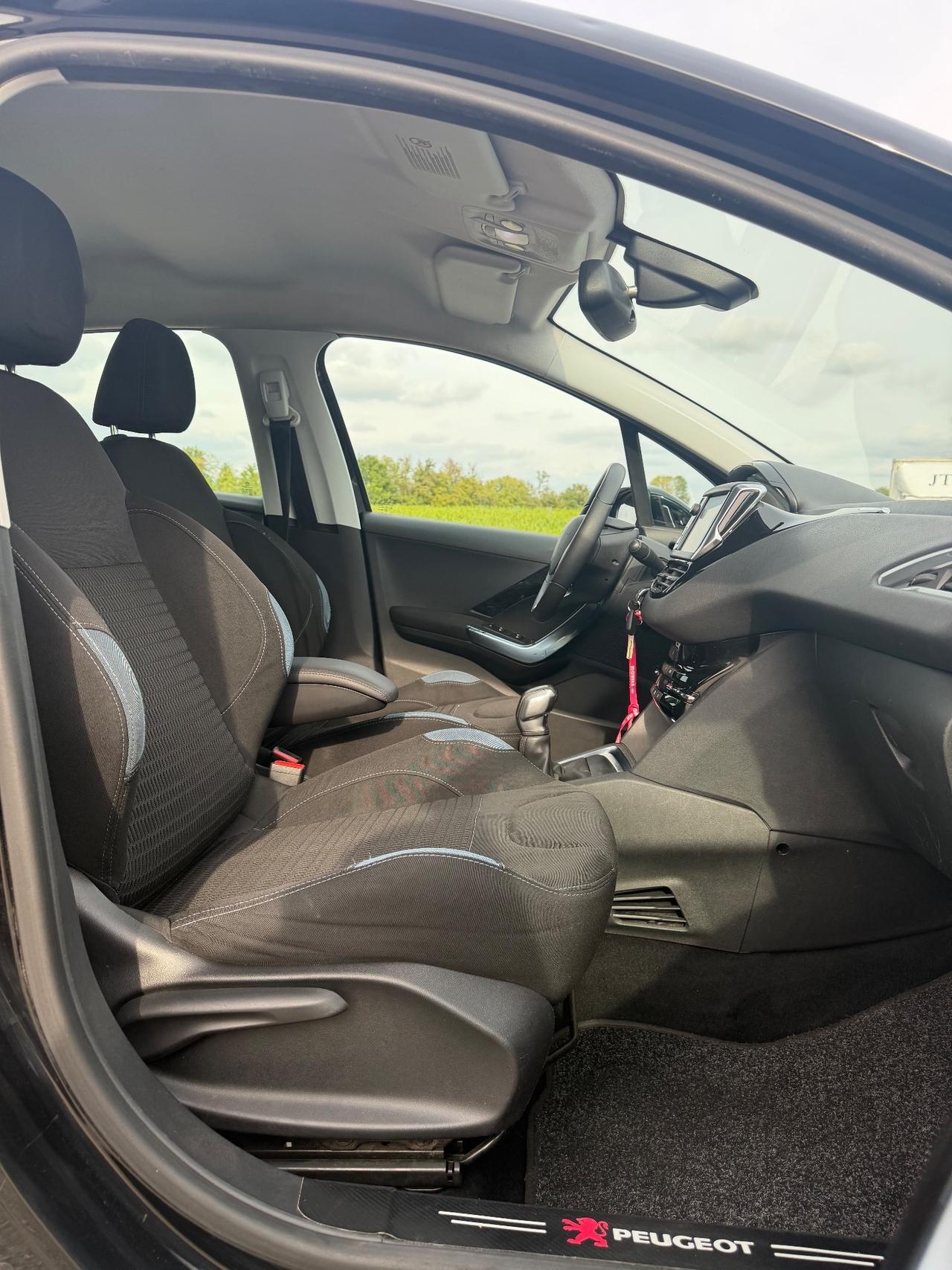 Peugeot 208 1.6 e-HDi 92 CV Stop&Start 5 porte Allure
