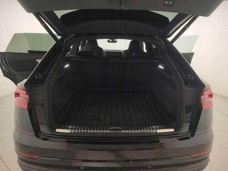 Audi Q8 50 3.0 tdi mhev Sport quattro tiptronic