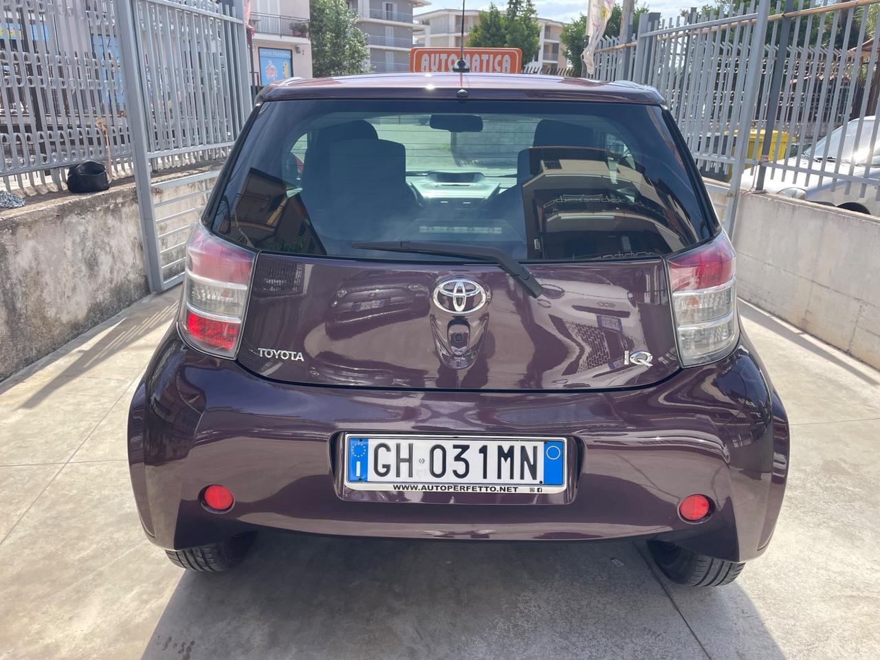 Toyota iQ 1.0 Sol