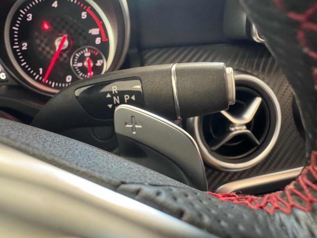 MERCEDES-BENZ A 200 d Automatic Premium
