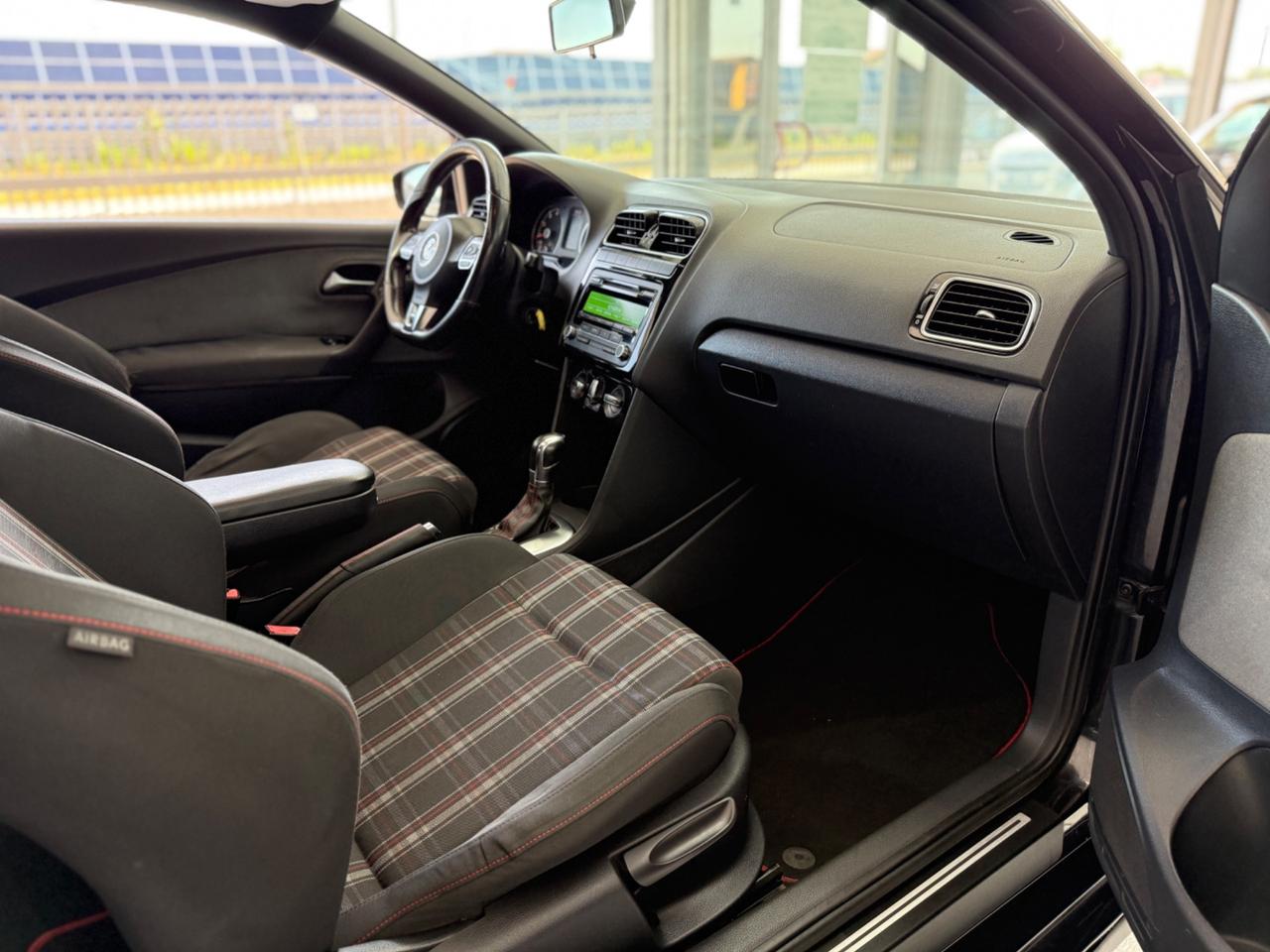 Volkswagen Polo 1.4 TSI DSG 3 porte GTI