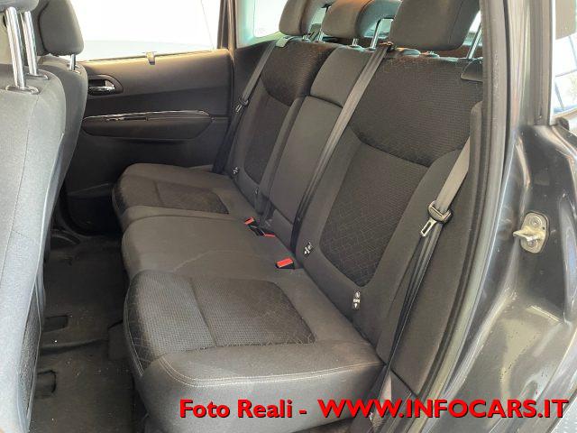 PEUGEOT 3008 1.6 HDi 115CV Active