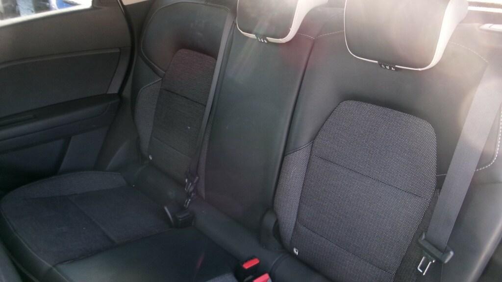 Renault Captur 1.6 Hybrid Techno E-Tech Auto