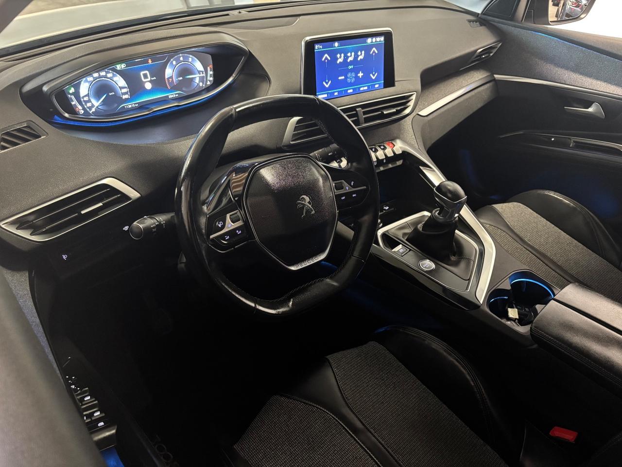 Peugeot 3008 1.2 BENZINA S&S Allure
