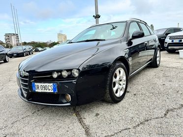 ALFA ROMEO 159 1.9 JTDm 16V SW Exclusive