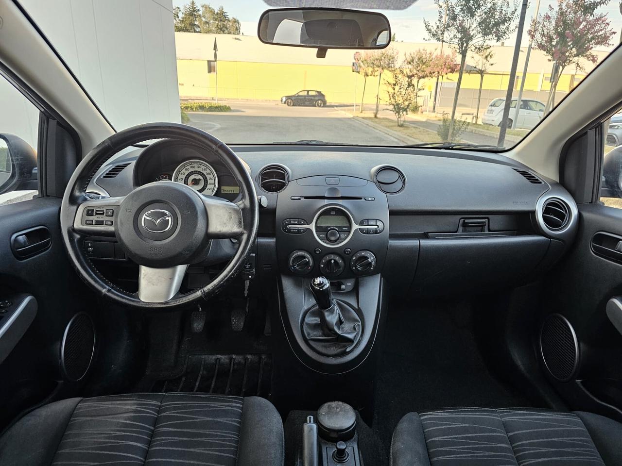 Mazda 2 benzina