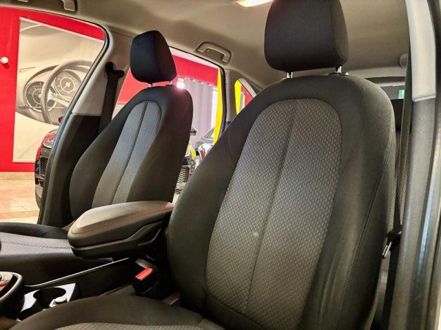 BMW 218 i Active Tourer AUTOMATICA - OK NEOPATENTATO