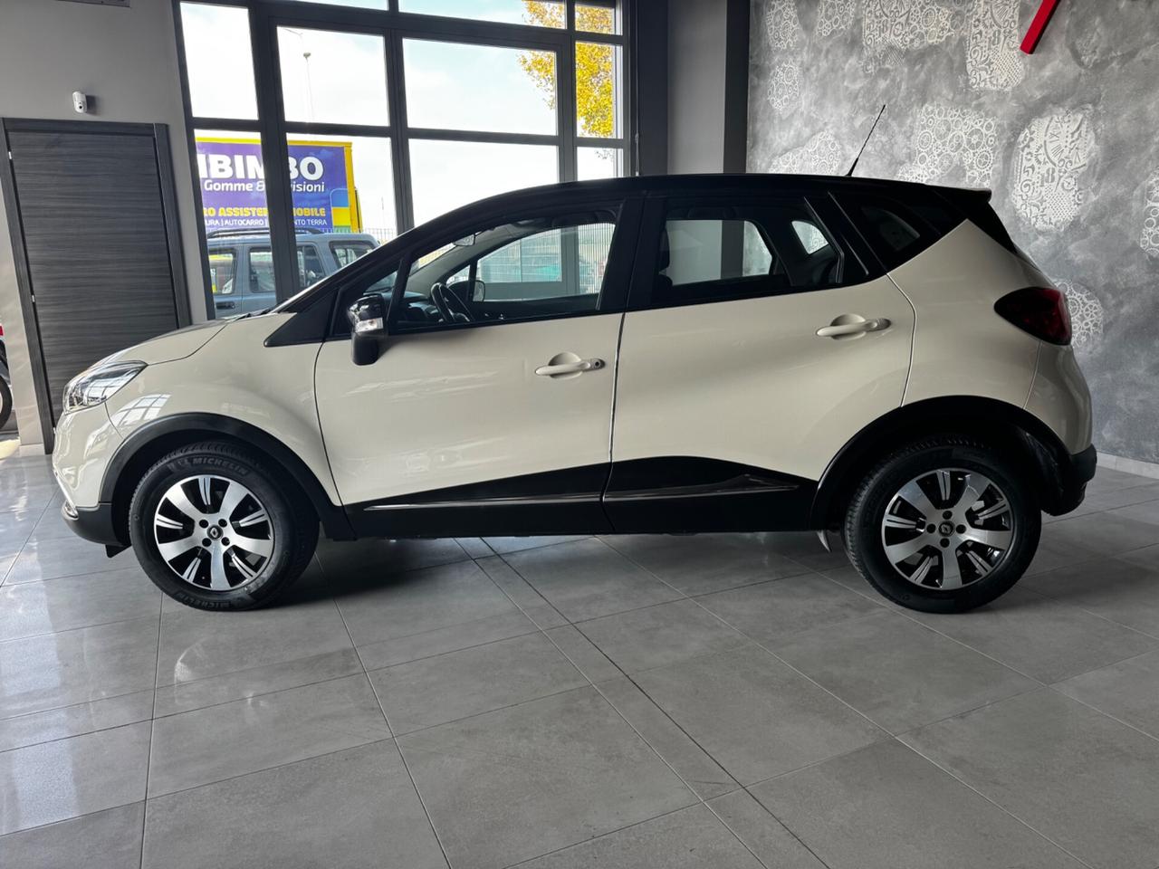 RENAULT CAPTUR 1.5 DCI R CAMBIO AUTOMATICO NEOPATENTATI