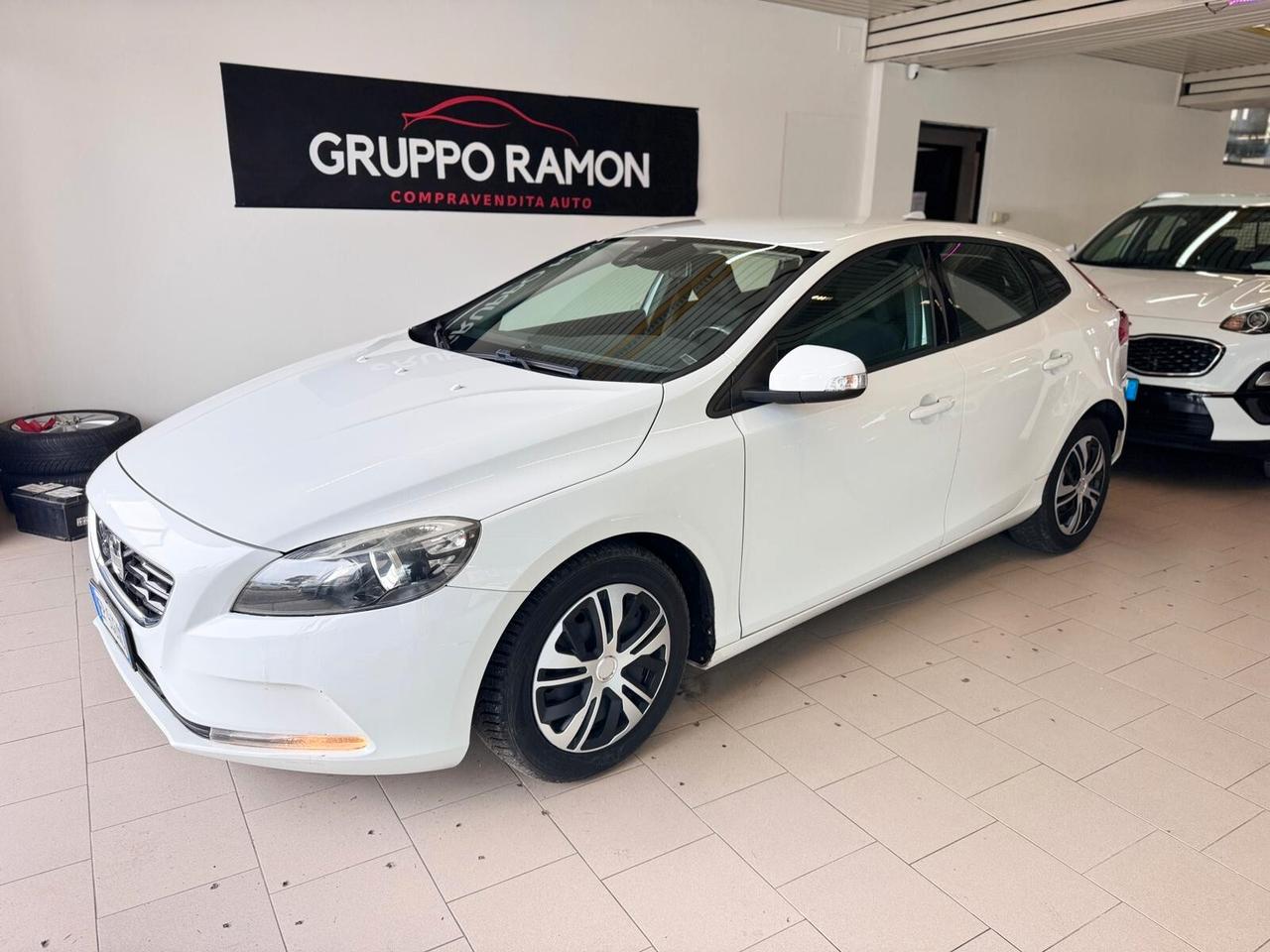 Volvo V40 D2 1.6 Momentum