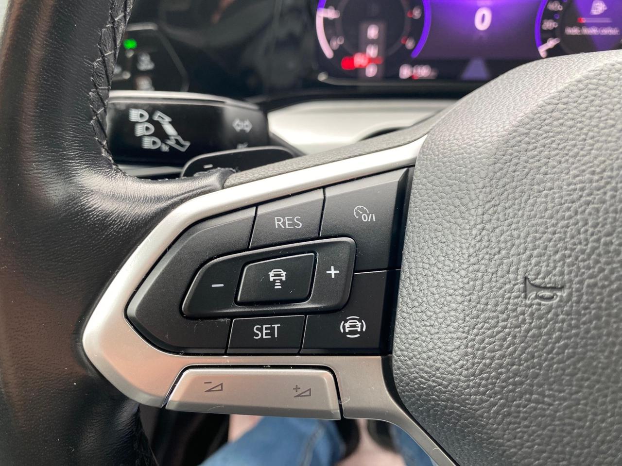 Volkswagen Golf 2.0 TDI DSG SCR Style