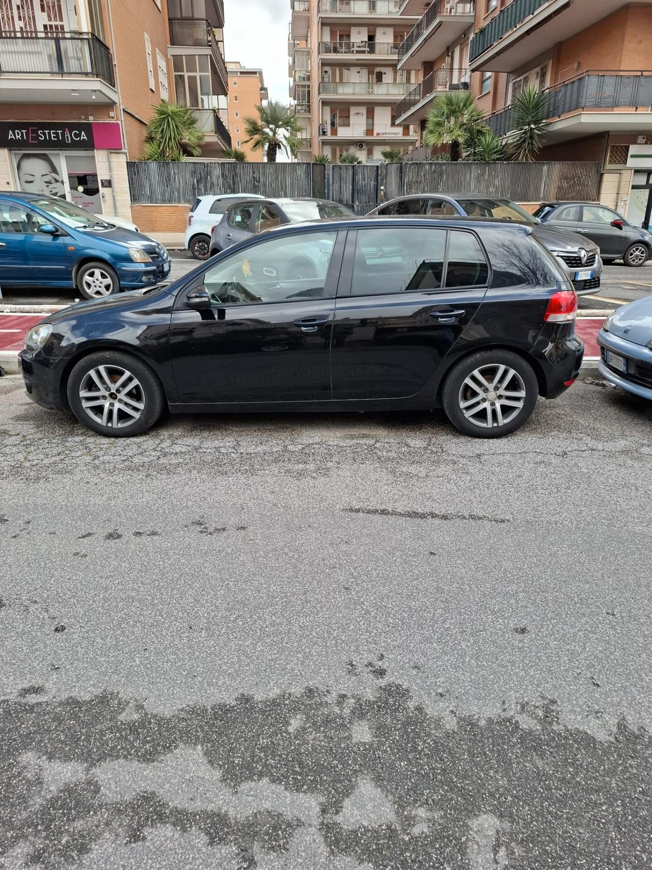 Volkswagen Golf 1.6 TDI DPF 5p. Highline