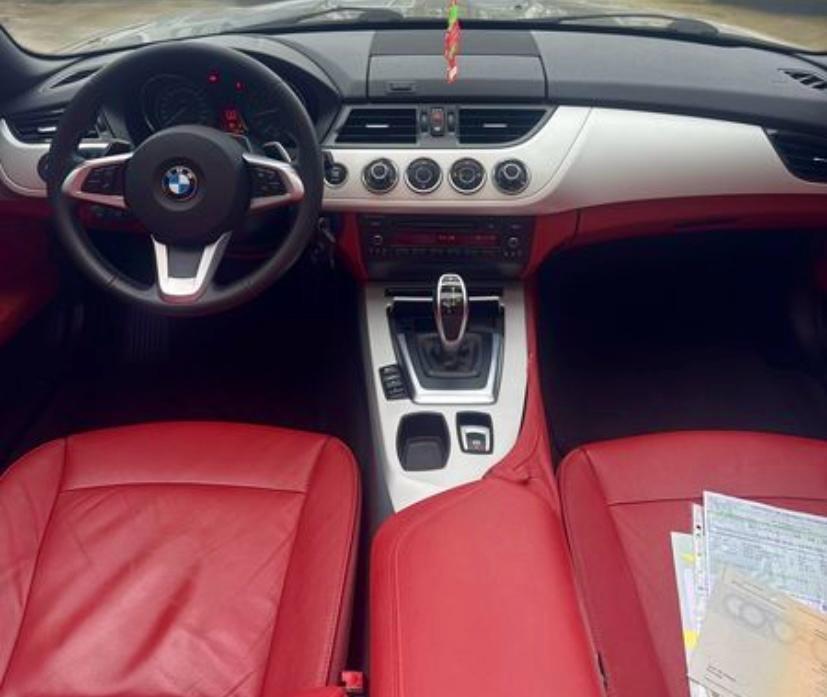 Bmw Z4 sDrive18i STEPTRONIC 8 MARCE INTERNI PELLE BIXENON