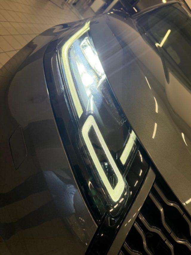 LAND ROVER Range Rover Velar 2.0D I4 240 CV R-Dynamic SE