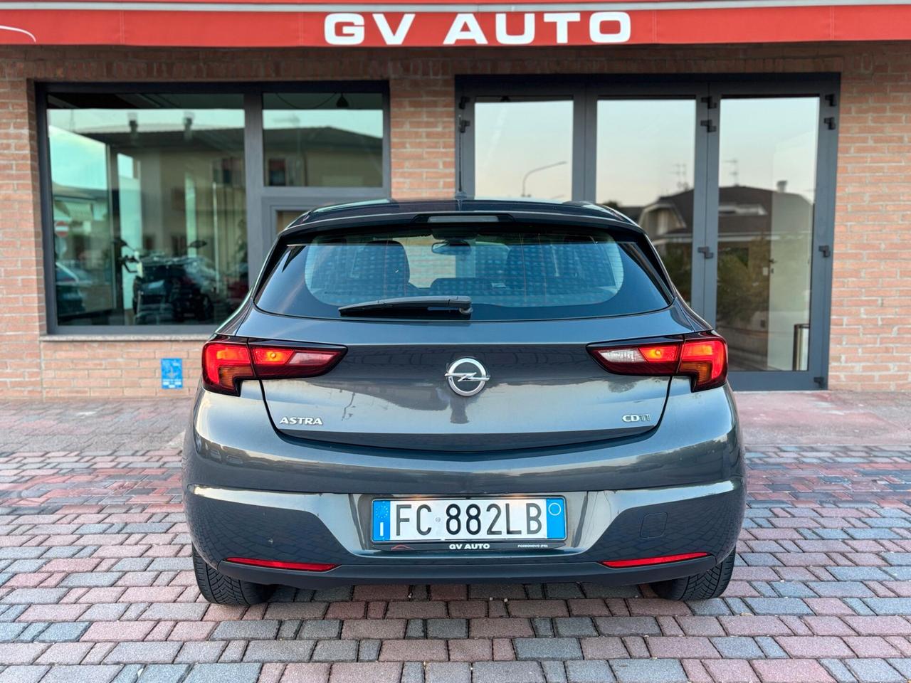 Opel Astra 1.6 110CV Start&Stop Business