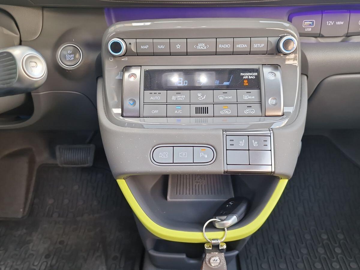 HYUNDAI INSTER CROSS EV 49kwh + P.P.