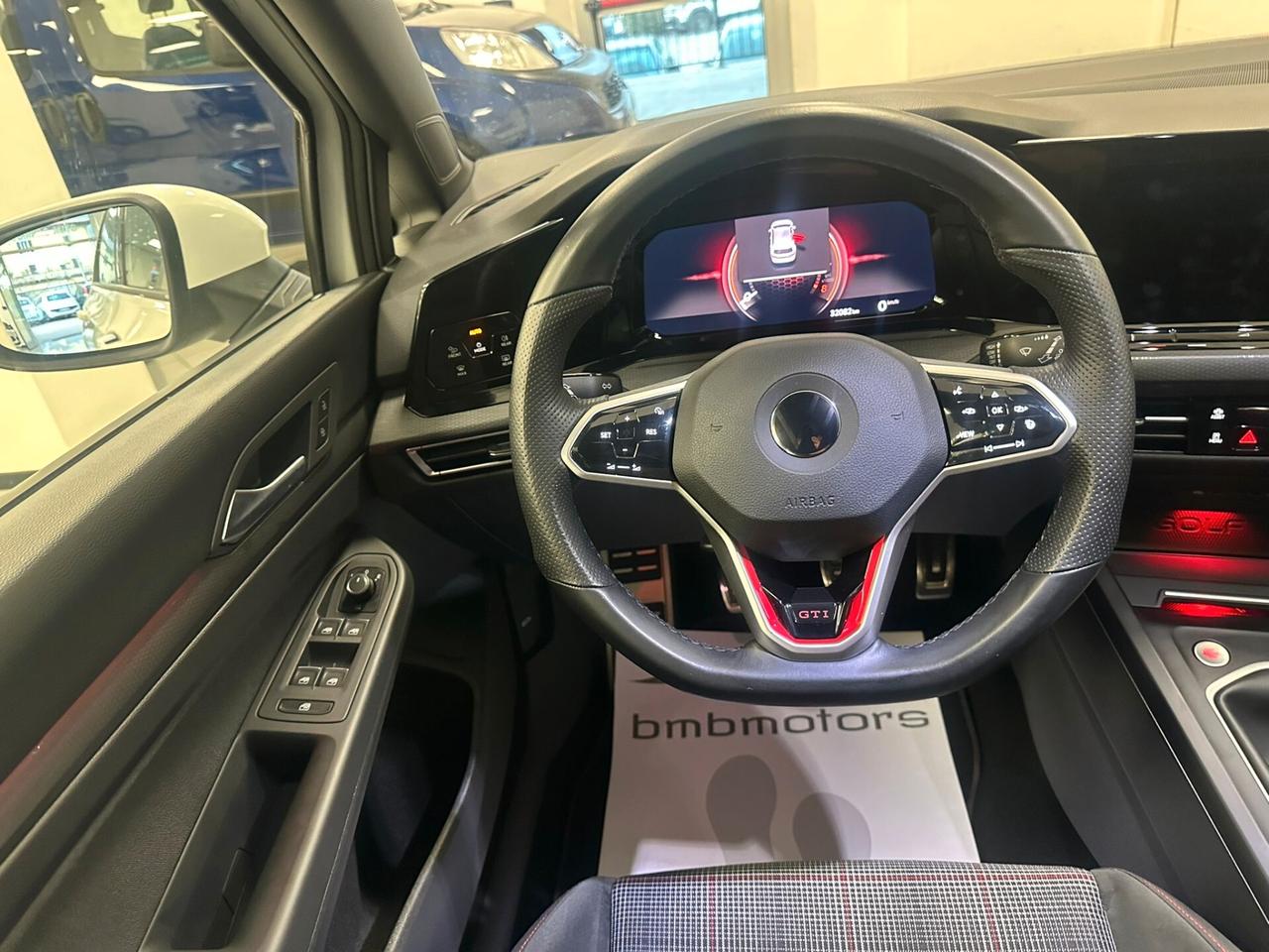 Volkswagen Golf GTI 2.0 TSI