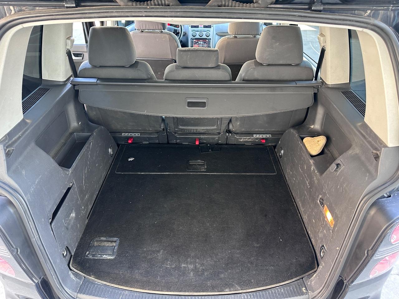 Volkswagen Touran 1.6 Conceptline Bifuel GPL