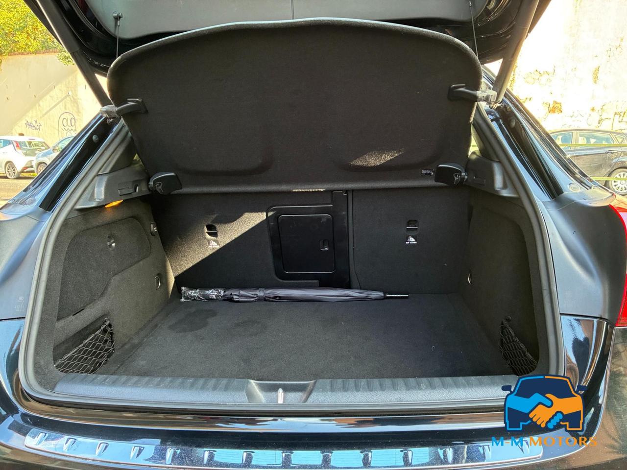 Mercedes GLA 200d Business auto 136 cv