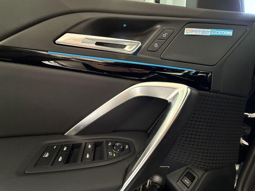BMW - iX1 - xDrive 20 xLine
