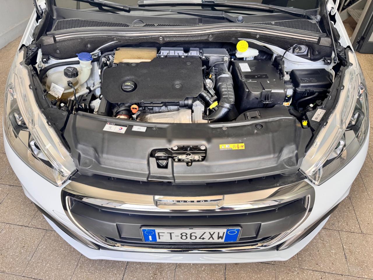 Peugeot 208 1.5 HDi 100 Cv 5P. 40.000 Km - 2019