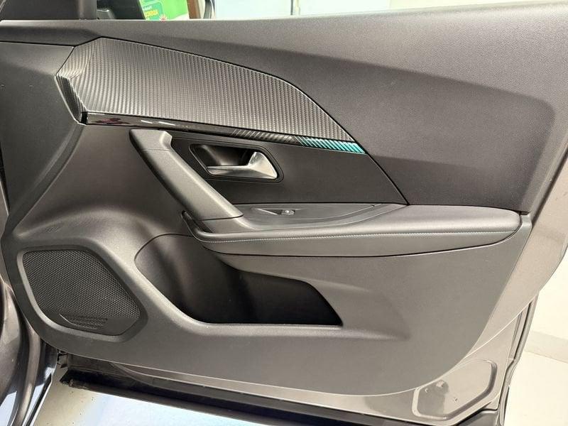 Peugeot 2008 PureTech 130 S&S EAT8 Allure Pack