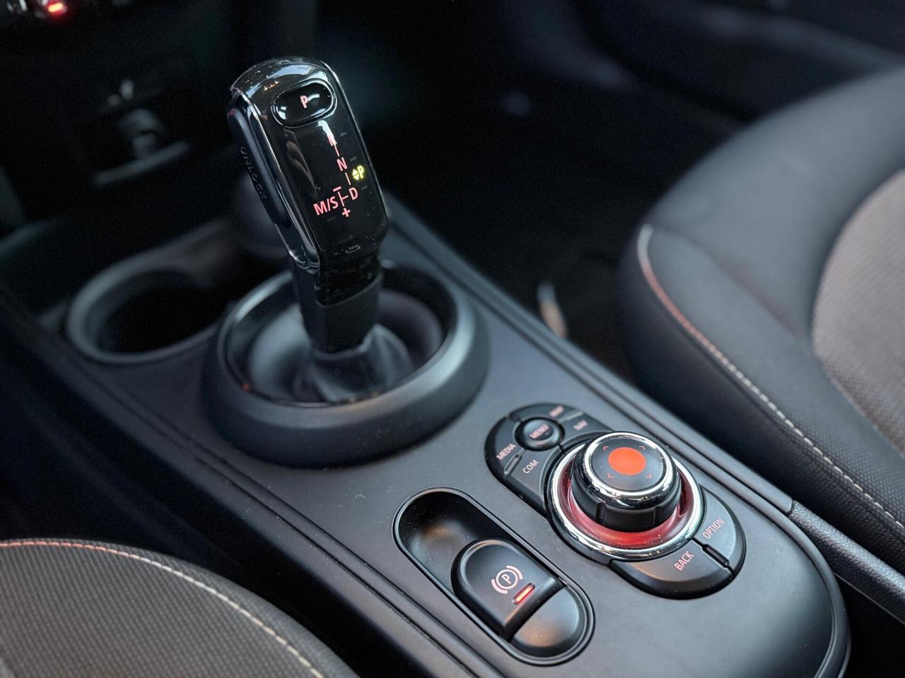 Mini Cooper 2.0 D Countryman 150 CV Business Auto.