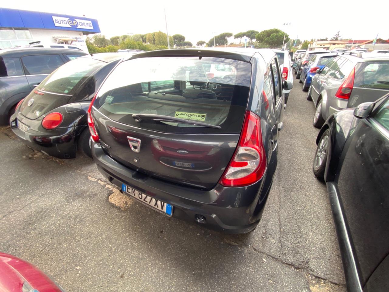 Dacia Sandero 1.2 16V GPL 75CV Embleme