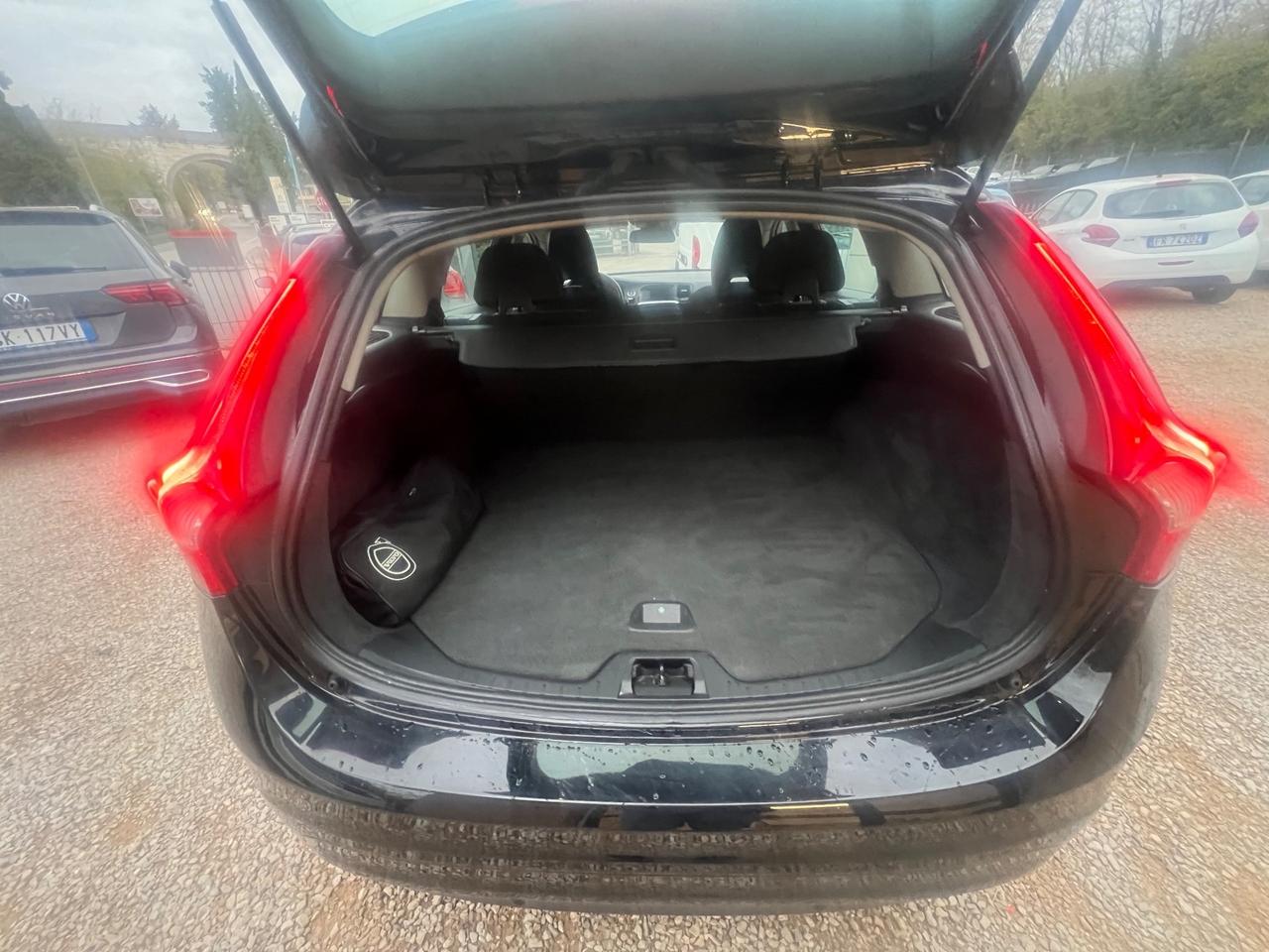 Volvo V60 D2 1.6 Kinetic