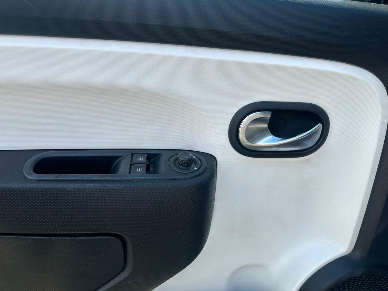 RENAULT TWINGO 1,0 BENZ.