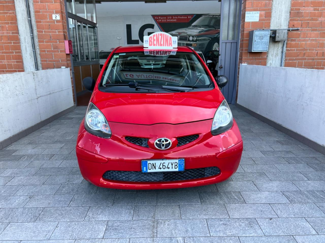 Toyota Aygo 1.0 12V VVT-i 3 porte Sol. NEOPATENTATI