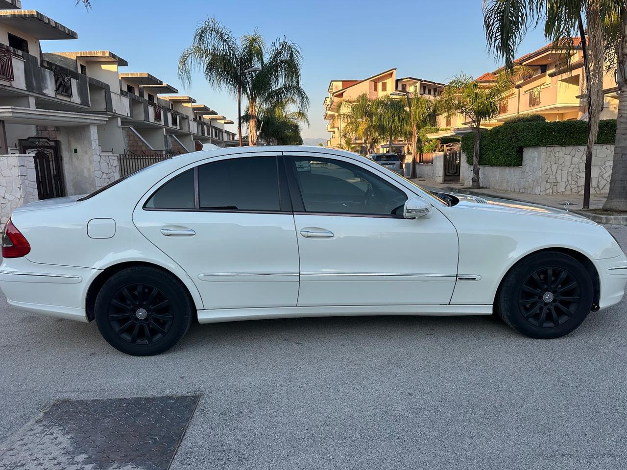 Mercedes-benz E 220 200 CDI cat EVO Elegance