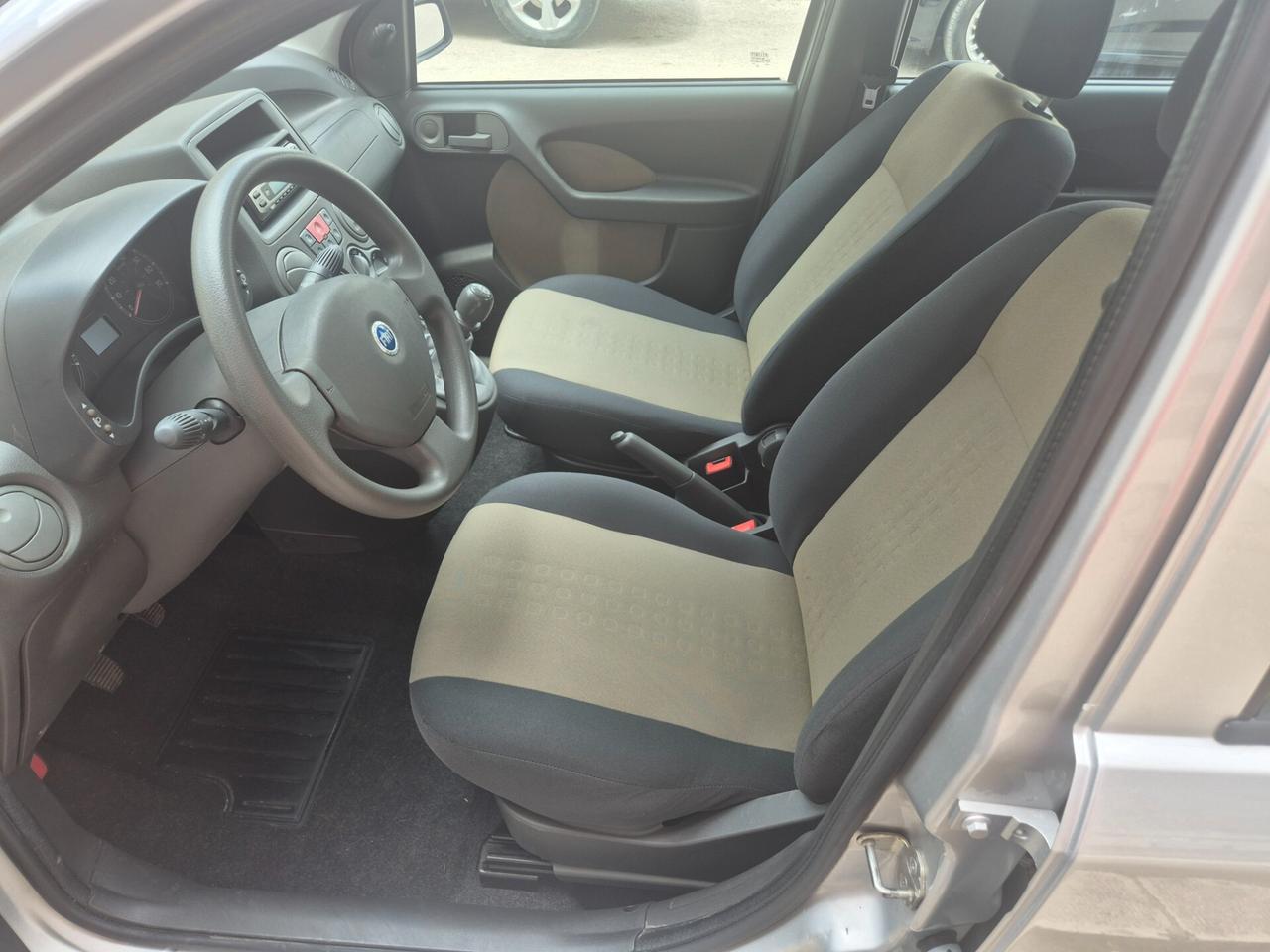 FIAT PANDA 1.2 BENZINA 60 CV SOLI KM 61000 CERTIFICATI