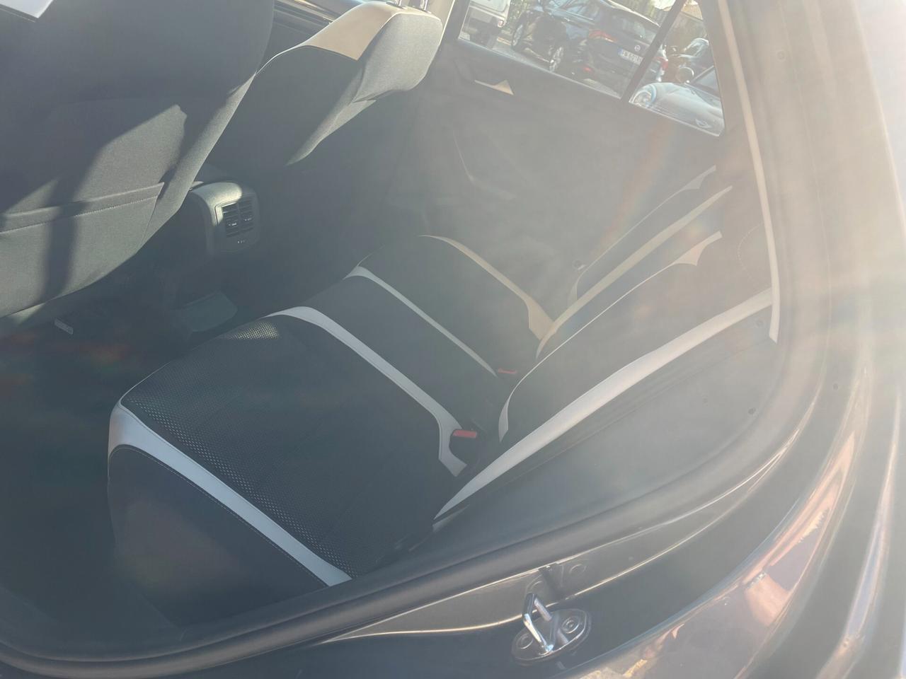 Volkswagen T-Roc 1.6 TDI SCR Advanced BlueMotion Technology