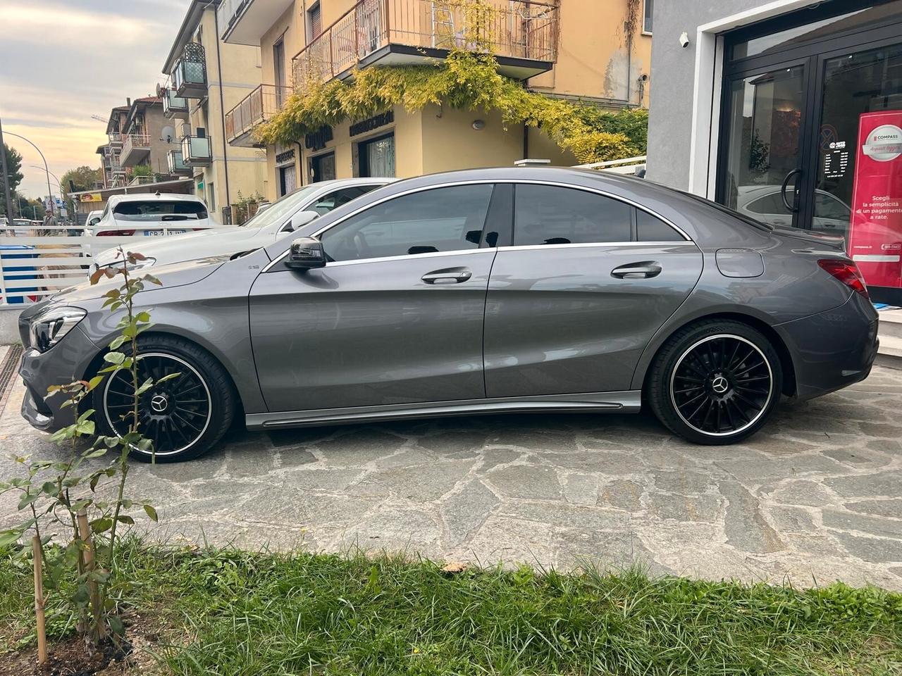 MB CLA 220 d AUT PREMIUM TETTO PANORAMICO
