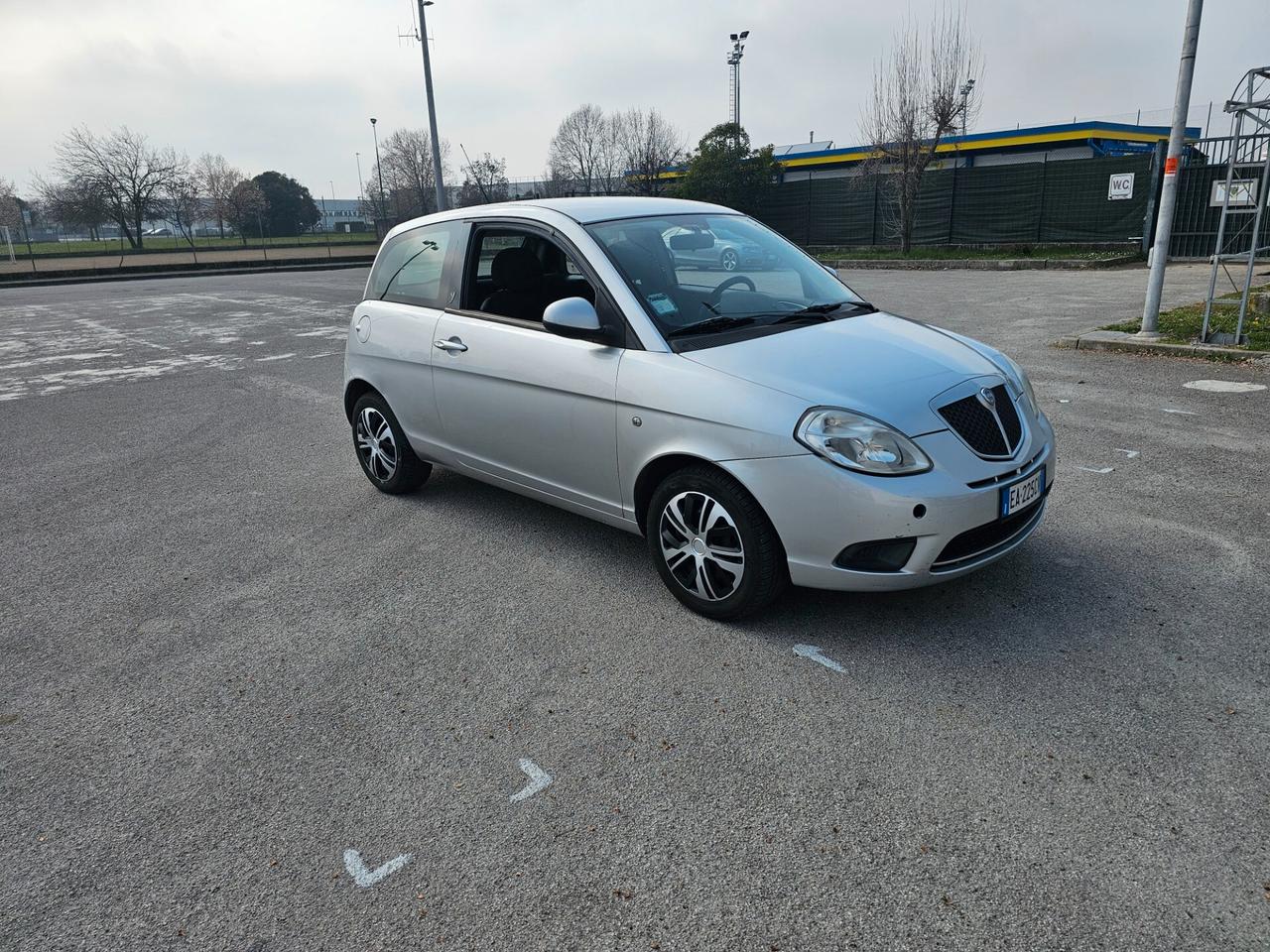 Lancia Ypsilon 1.2 69 CV Argento