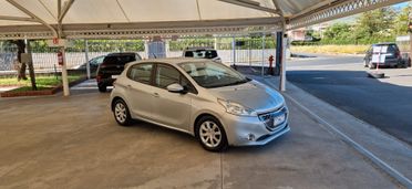 Peugeot 208 1.4 eHDi 68cv Automatica