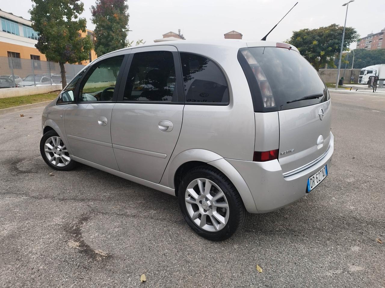 Opel Meriva 1.6 16V Cosmo - km 88000