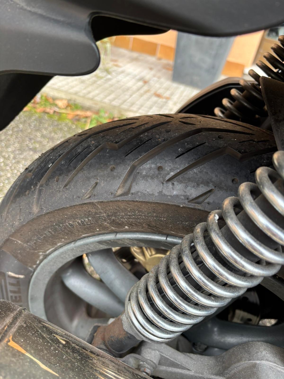 Piaggio Beverly 400 i.e.