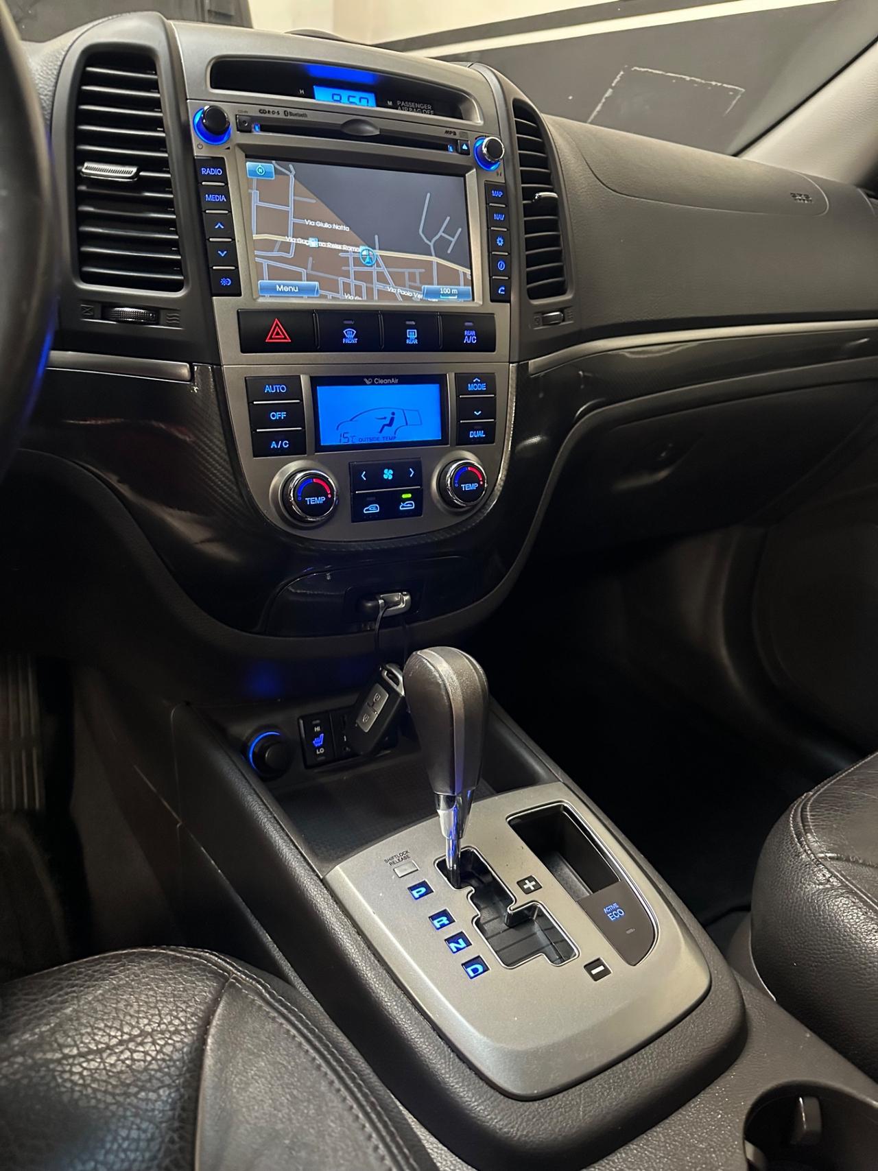 Hyundai Santa Fe 7posti automatica 2.2 CRDi VGT 4WD Style