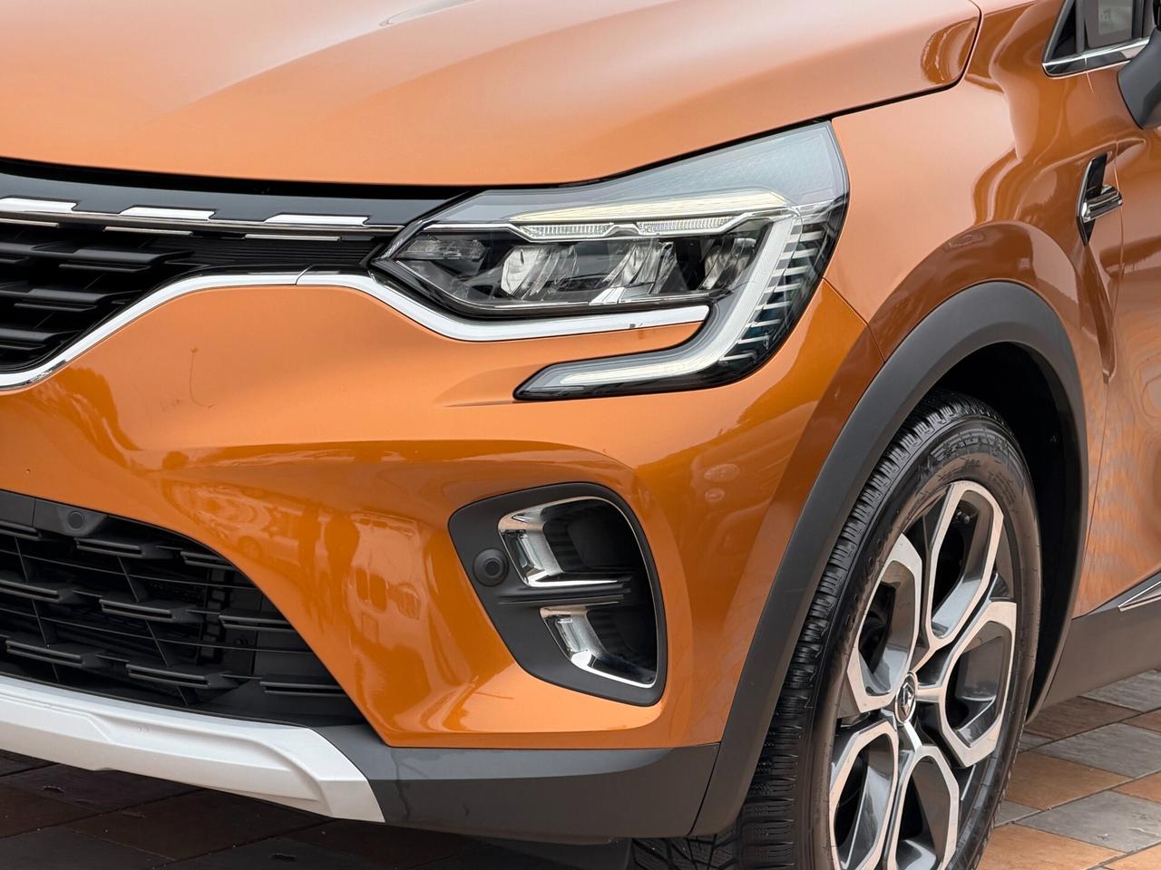 Renault Captur 1.0 TCE 100 cv. INTENS