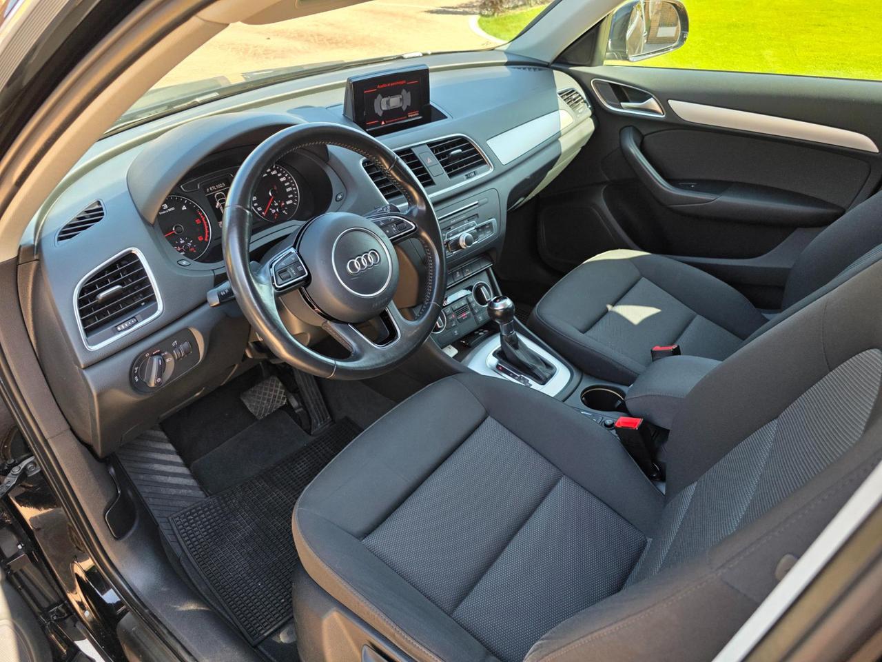 Audi Q3 2.0 tdi Sport 120cv s-tronic