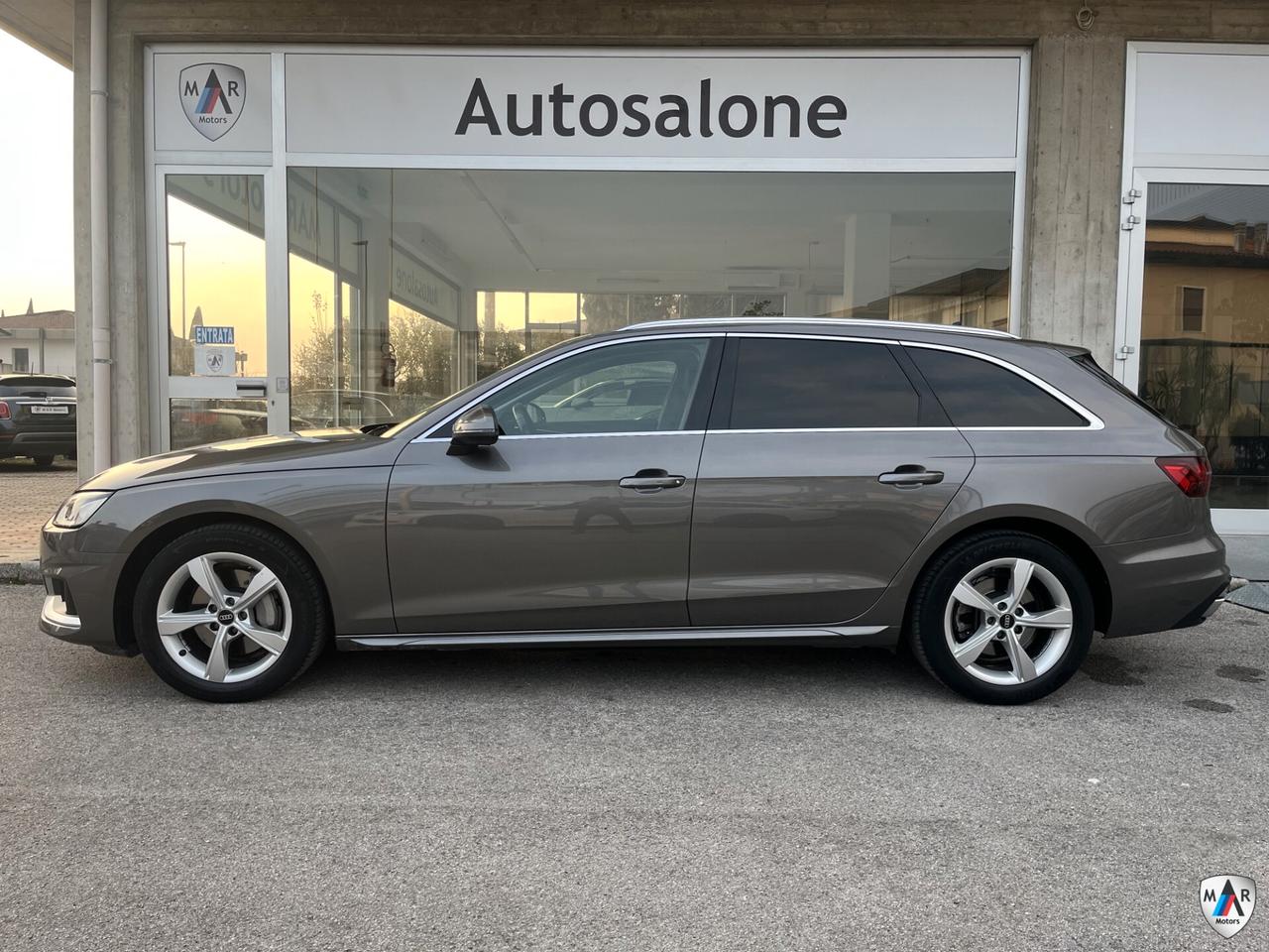 Audi A4 Avant 40 TDI quattro S tronic Business Advanced