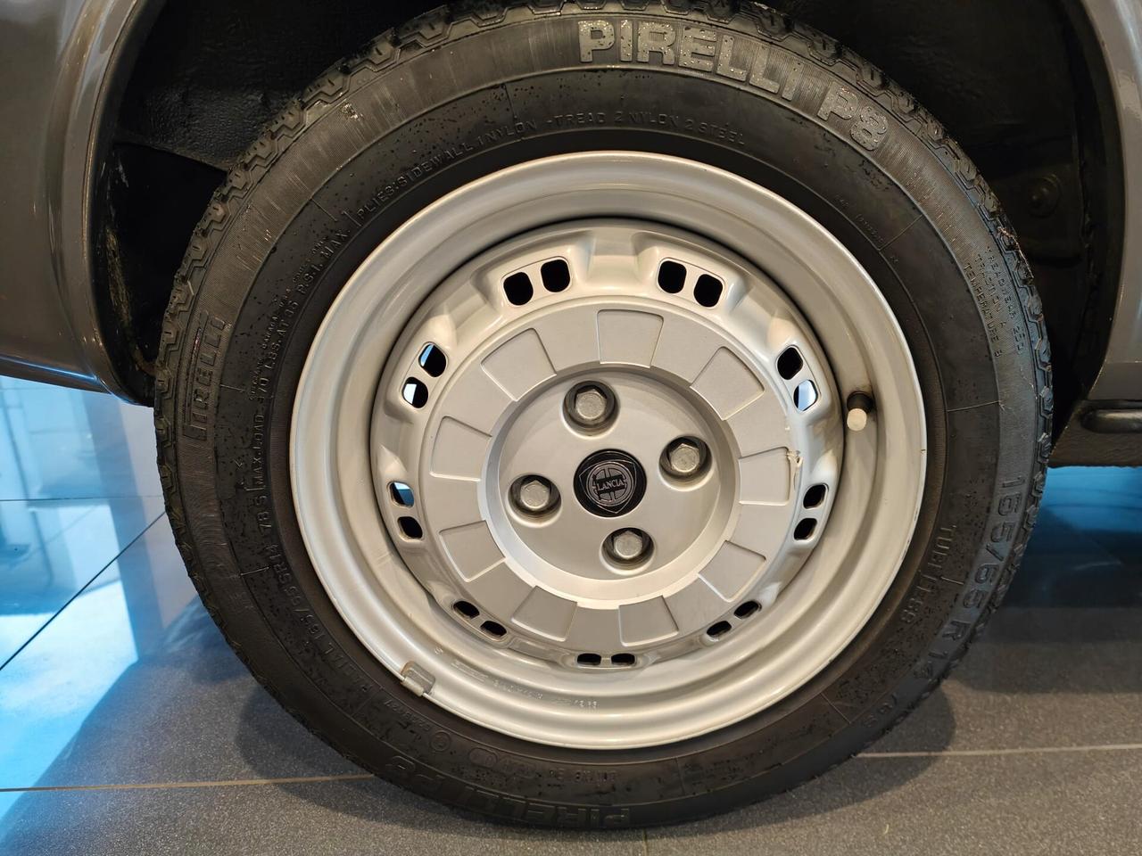 Lancia Prisma 1.6 - 4.970 KM - Pari al nuovo