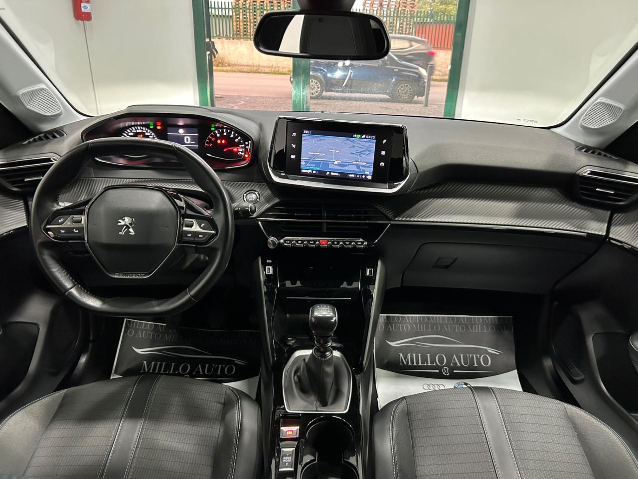 Peugeot 208 BlueHDi 100 Allure Navi Pack
