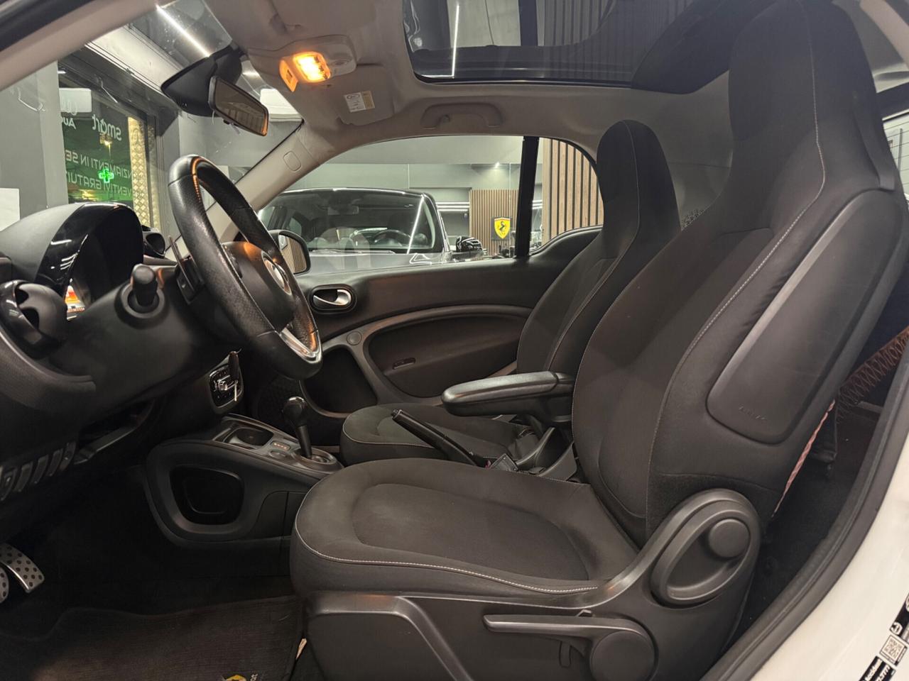 Smart ForTwo 90 0.9 Turbo Prime Parisblue Navi-Kamera-Led