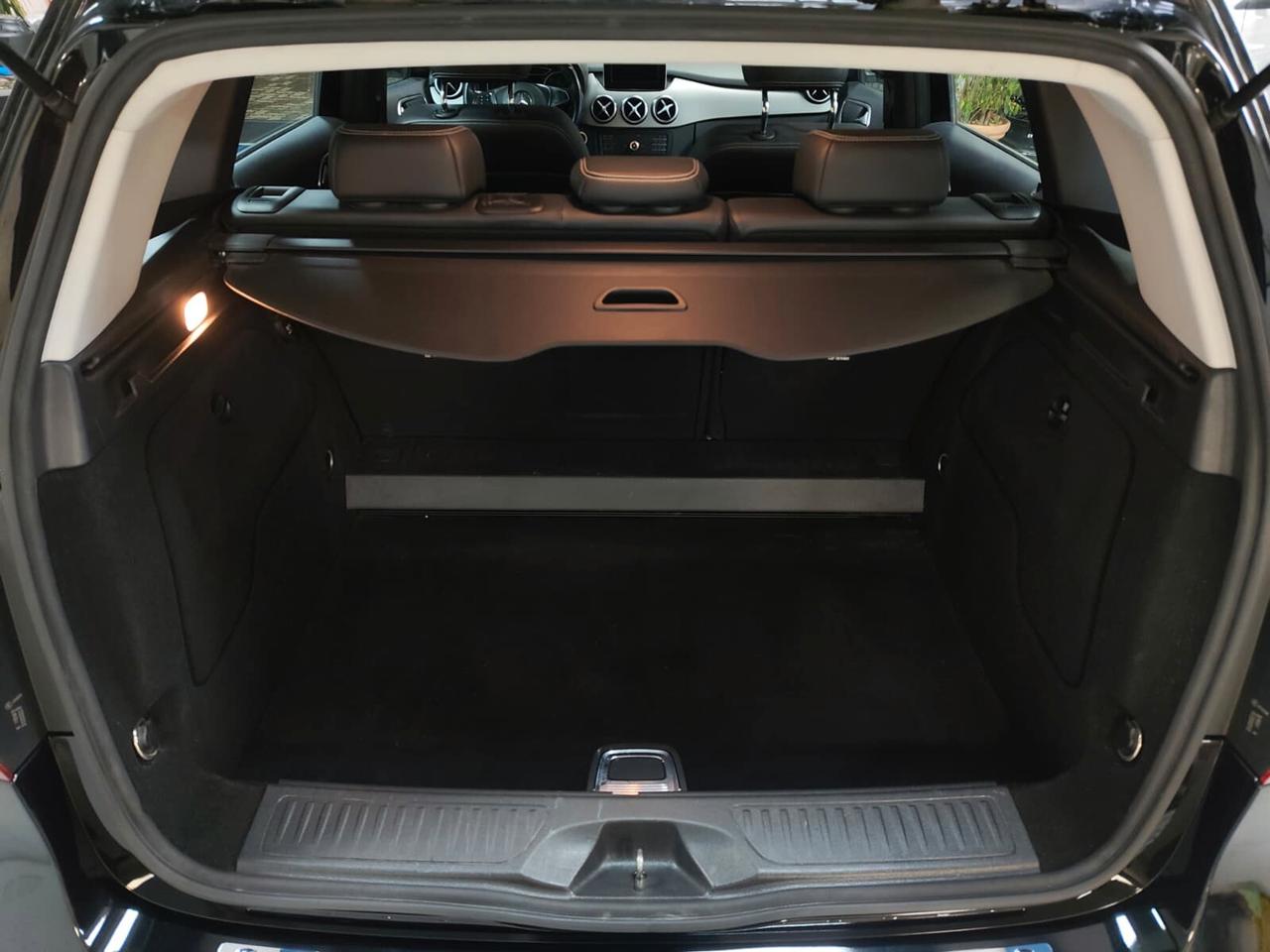 Mercedes-benz B180d SPORT NEOPATENTATI UNICO PROP