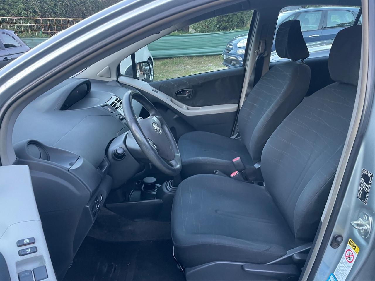 Toyota Yaris 1.3 Gpl