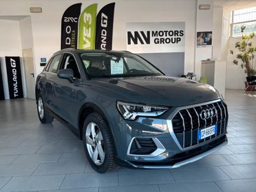 Audi Q3 35 TFSI Business Advanced