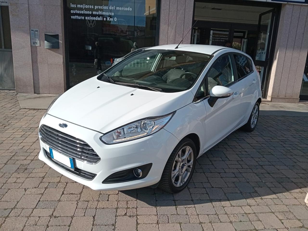 Ford Fiesta 1.5 TDCi 75CV 5 porte Titanium