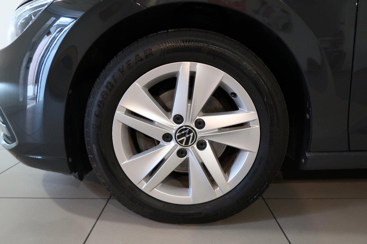 Volkswagen Golf 2.0 tdi Life 115cv dsg